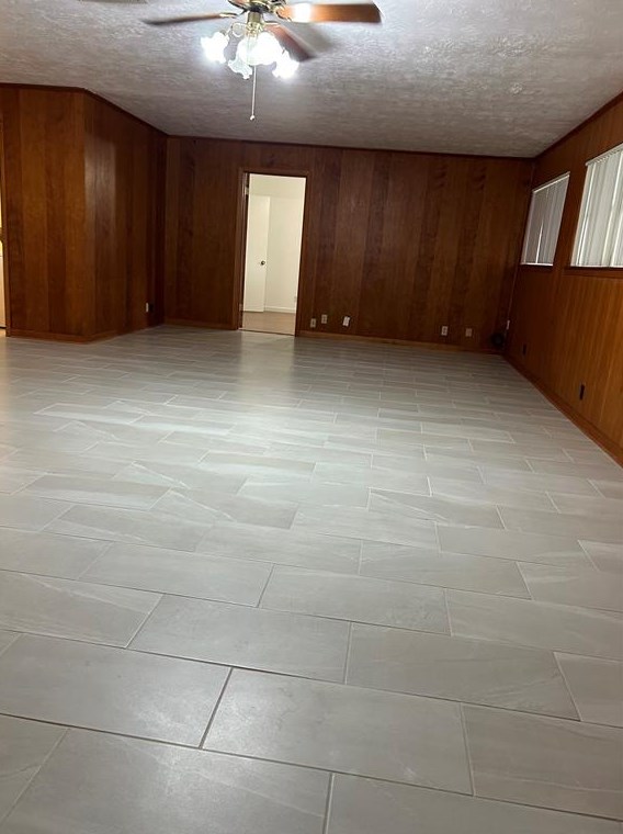 7035 Leader St, Houston TX  77074-4916 exterior