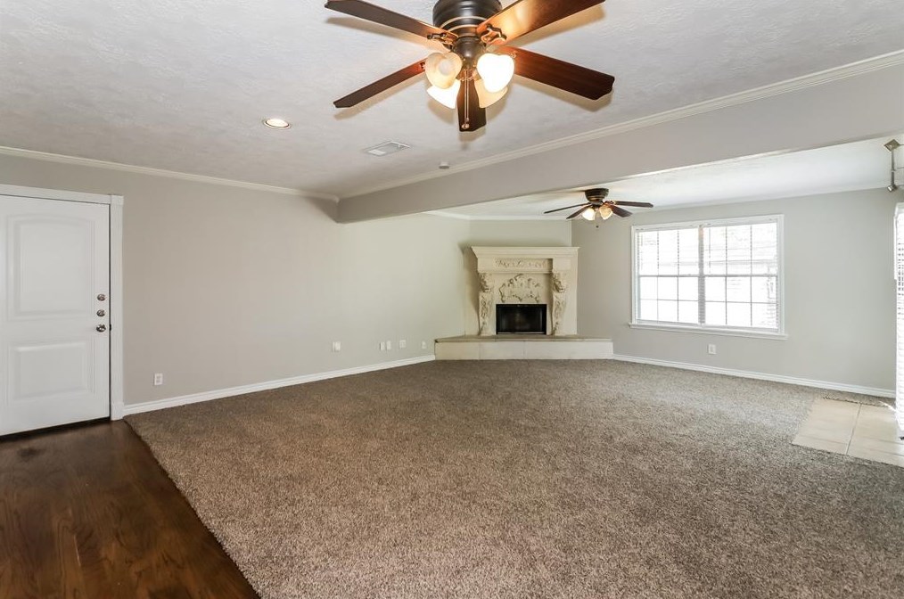 2503 Blueberry Ln, Pasadena TX 77502-5451 exterior