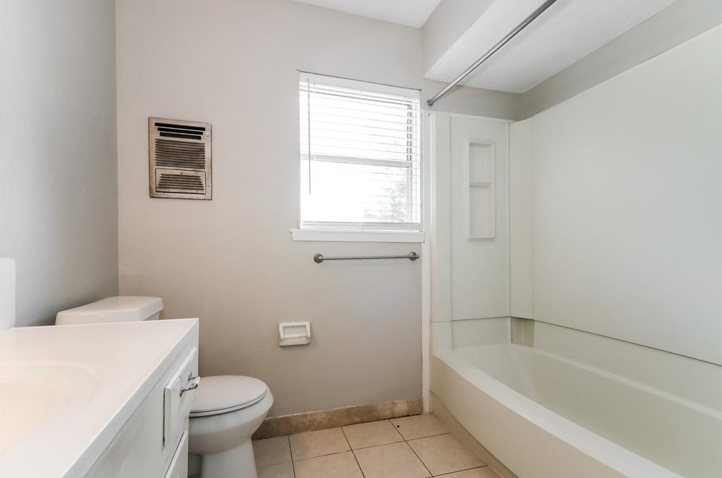 2503 Blueberry Ln, Pasadena TX 77502-5451 exterior