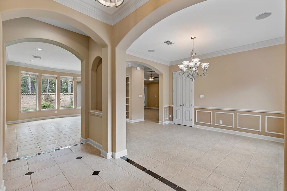 14407 Kingston Fls Ln, Humble TX 77396-1930 exterior