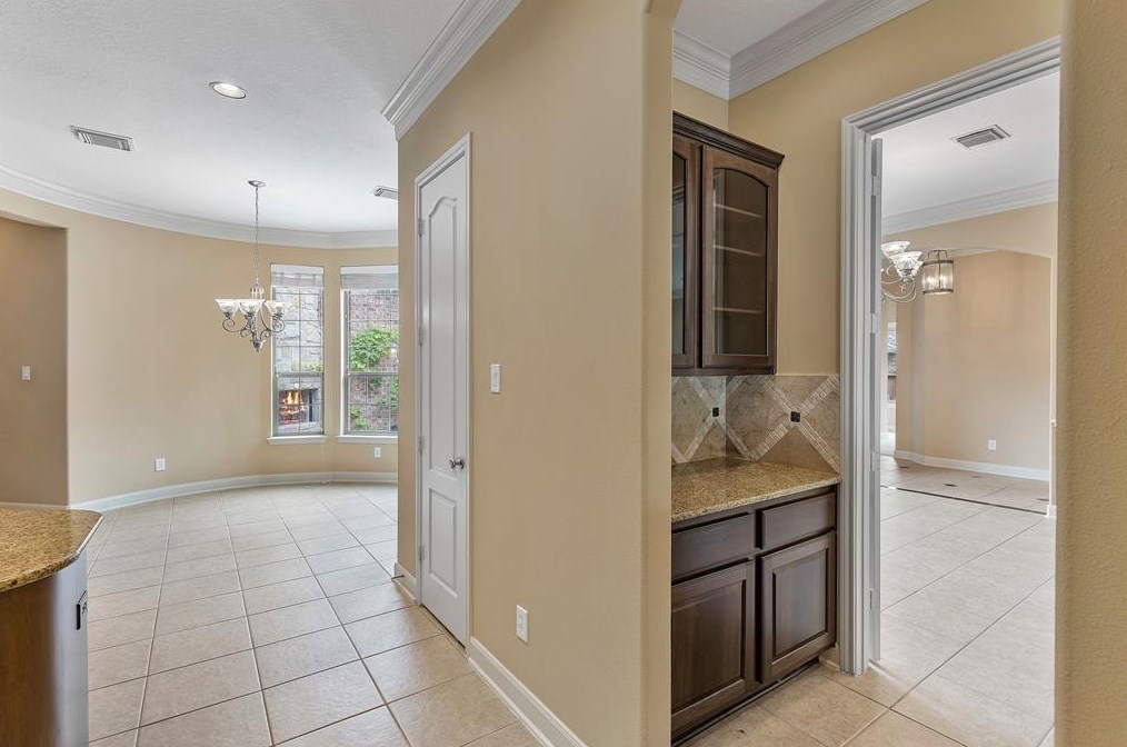 14407 Kingston Fls Ln, Humble TX 77396-1930 exterior