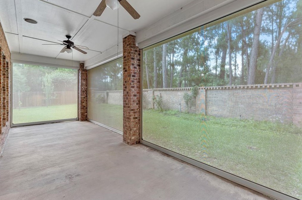 14407 Kingston Fls Ln, Humble TX 77396-1930 exterior