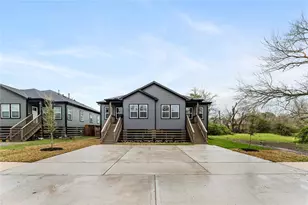 10317 Teneha Dr, Houston, TX 77033 - Photo 25