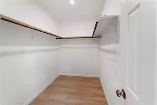 10317 Teneha Dr, Houston, TX 77033 - Photo 17