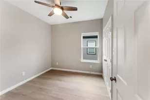 10317 Teneha Dr, Houston, TX 77033 - Photo 19