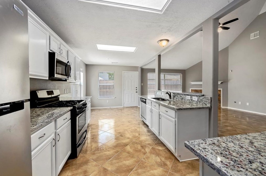 2511 Liza Ct, Spring TX  77388-3141 exterior
