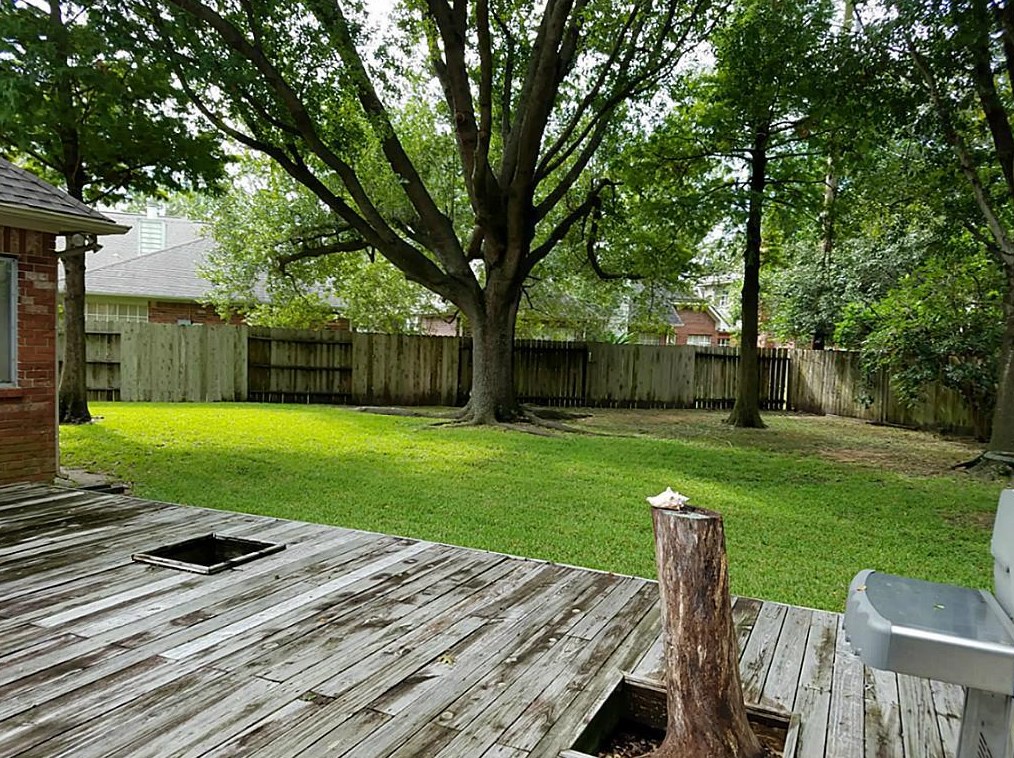 14402 Circlewood Way, Houston TX  77062-2276 exterior