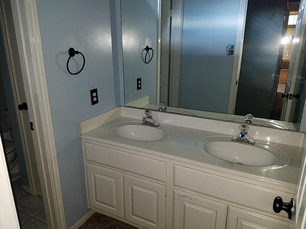 14402 Circlewood Way, Houston TX  77062-2276 exterior