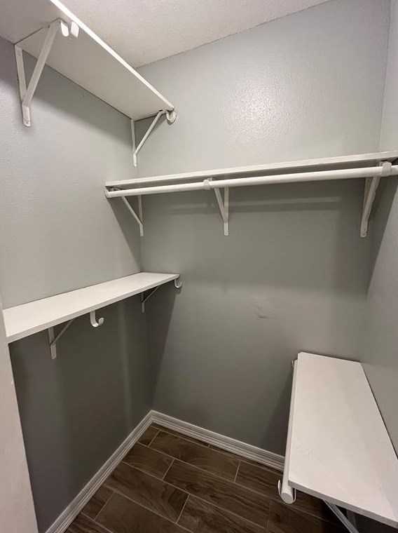 2423 Ravenwind Rd, Houston TX 77067-2723 exterior