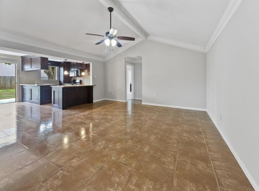 11207 Sagevalley Dr, Houston TX  77089-4522 exterior