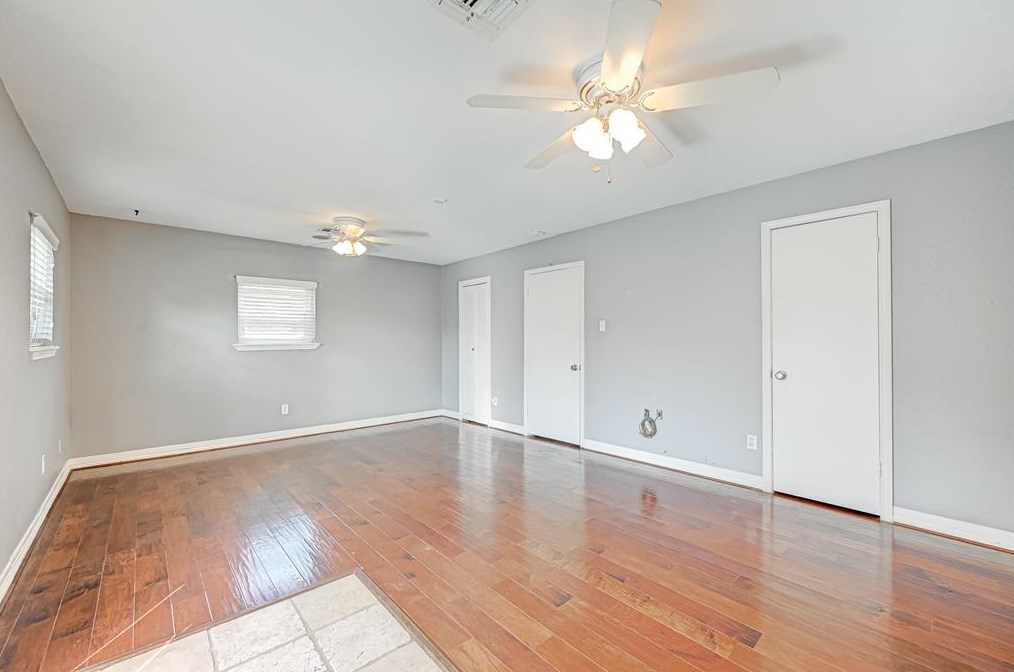 10926 Endicott Ln, Houston TX 77035-3120 exterior