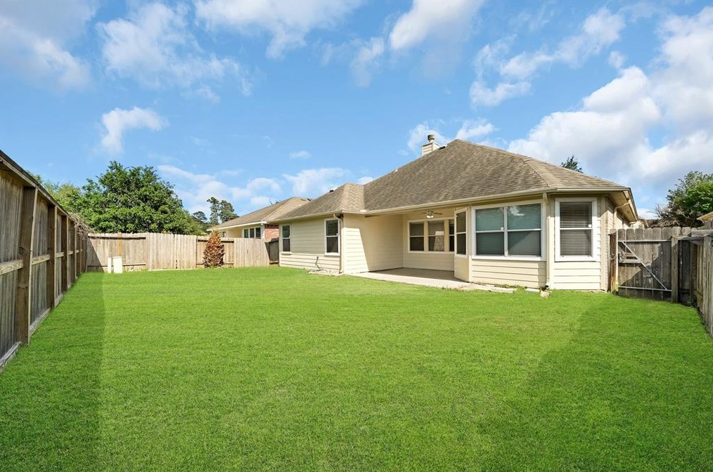 2906 Lemmingham Dr, Spring TX  77388-2568 exterior