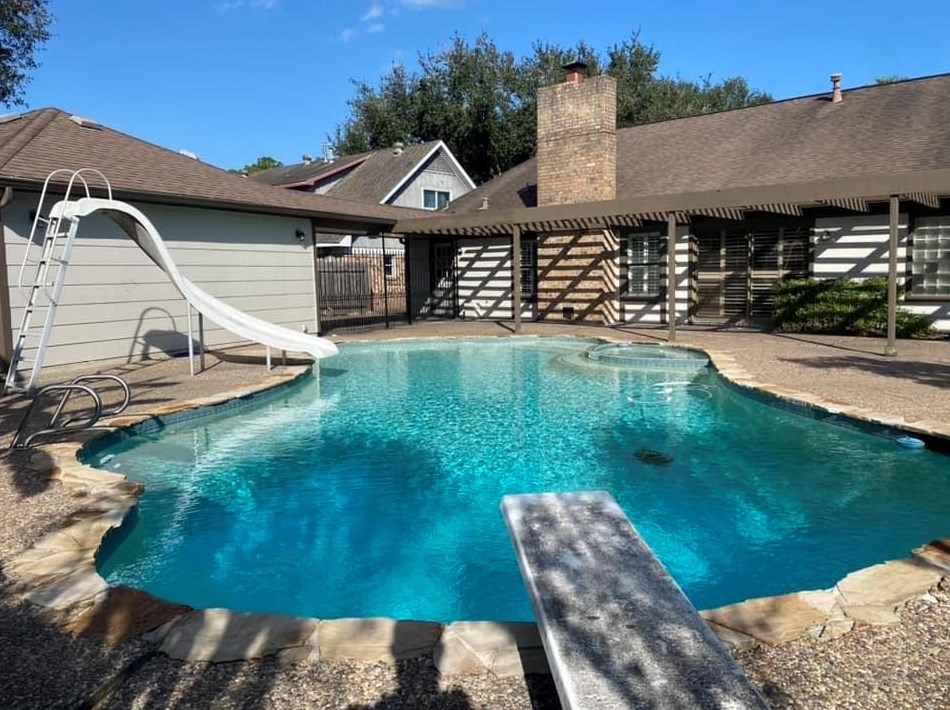 3946 Bolivia Dr, Pasadena TX 77504-2506 exterior