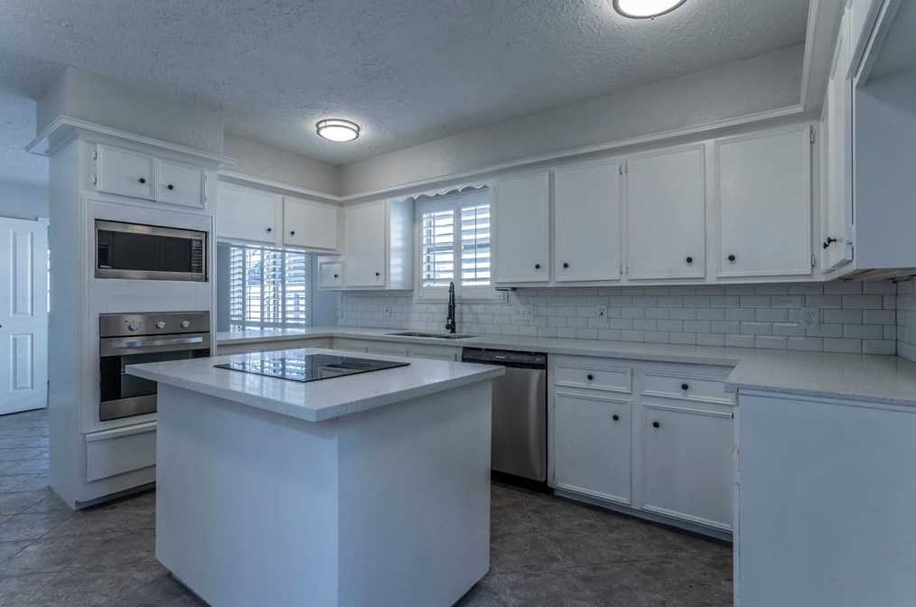 3946 Bolivia Dr, Pasadena TX 77504-2506 exterior