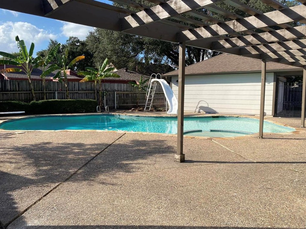 3946 Bolivia Dr, Pasadena TX 77504-2506 exterior