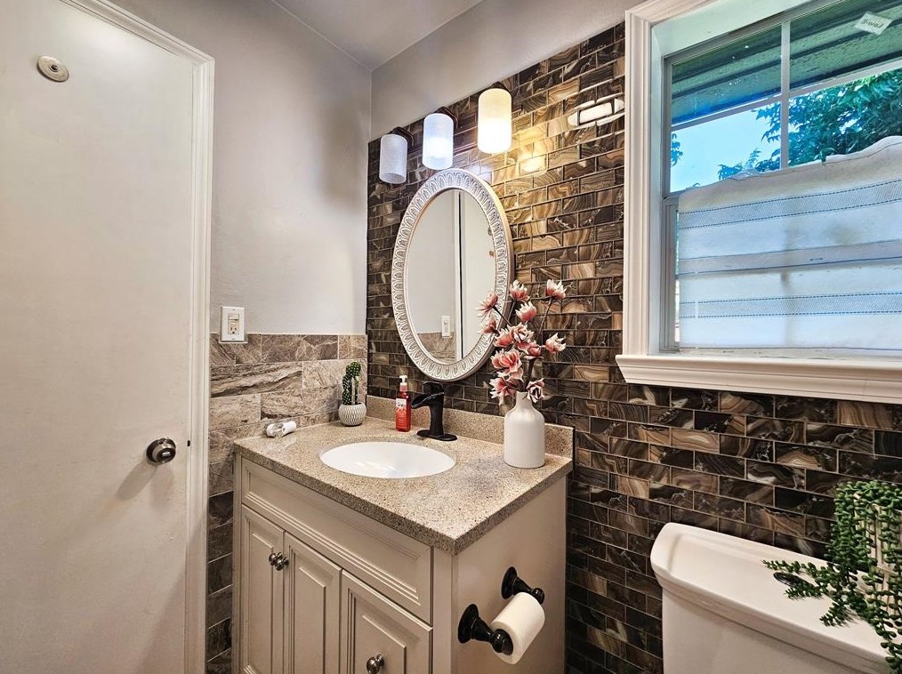 7710 Arrowhead Ln, Houston TX 77075-3706 exterior