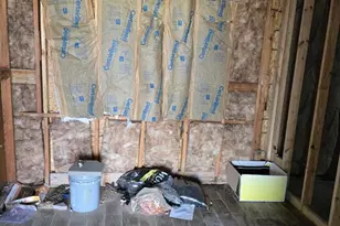 4718 Teton St, Houston, TX 77033 - Photo 11