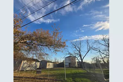 402 E 42nd Street, Houston, TX 77022 - Photo 5