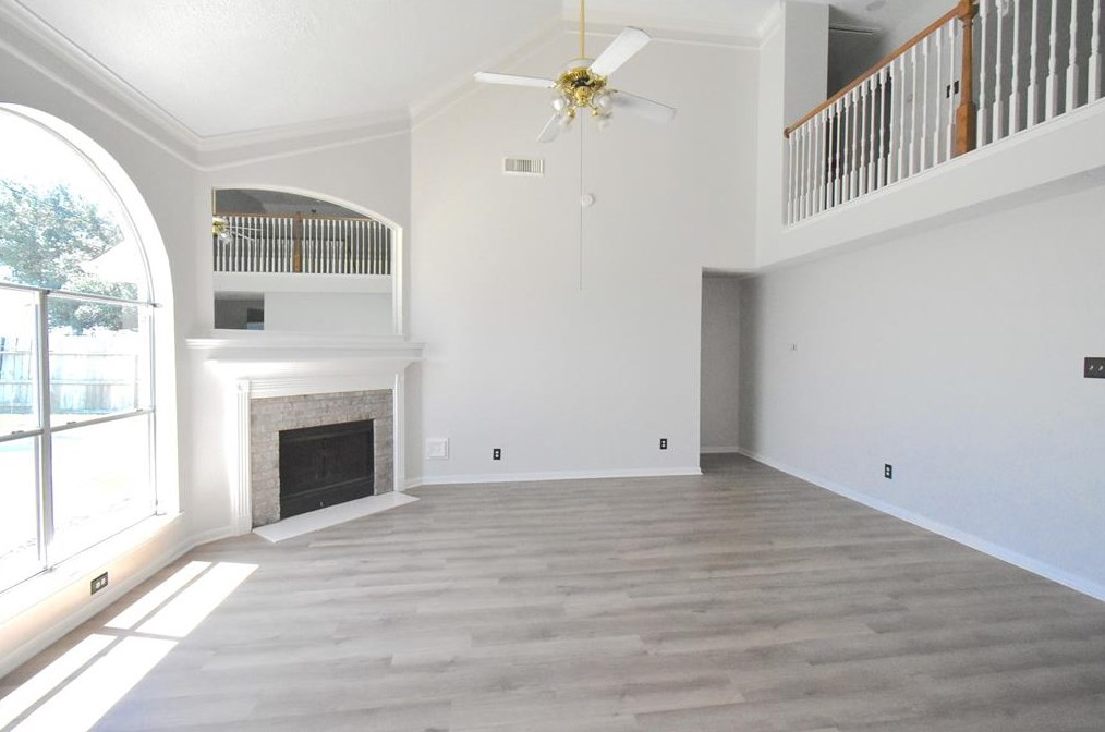 3725 Choctaw Dr, Morgans Point TX  77571-3959 exterior