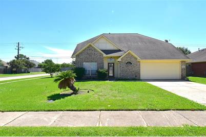 3725 Choctaw Drive, La Porte, TX 77571 - Photo 1