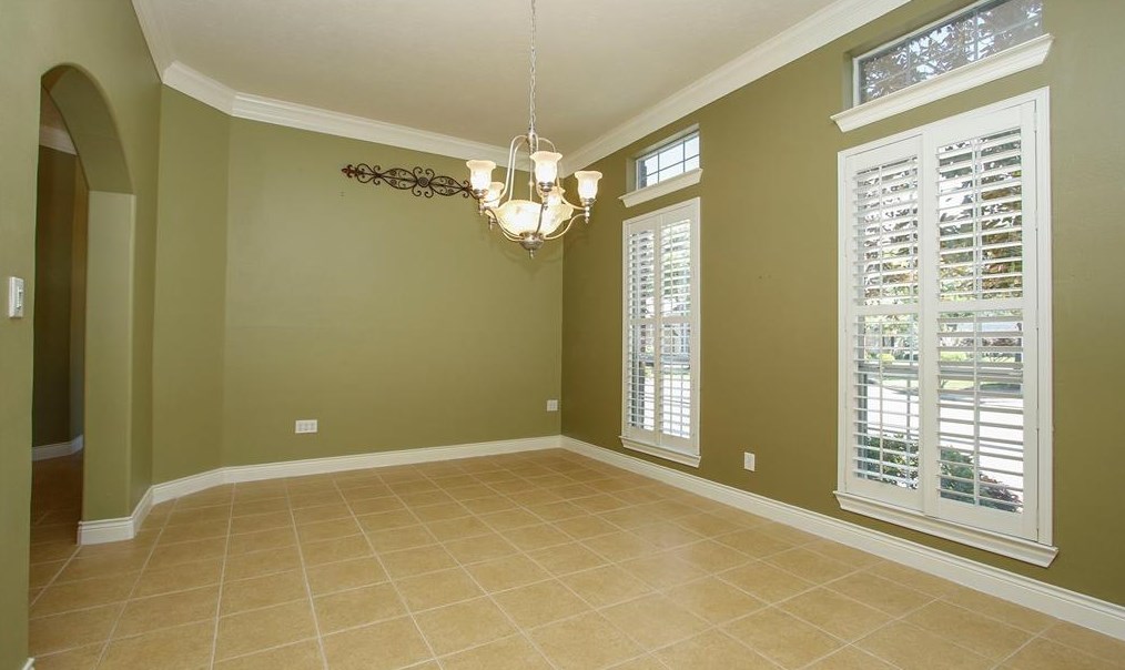 57 Champion Villa Dr, Houston TX  77069-1426 exterior