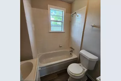 4530 Teton Street #B, Houston, TX 77051 - Photo 11