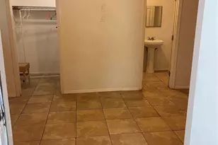 1472 1/2 Godwin St, Houston, TX 77023 - Photo 5