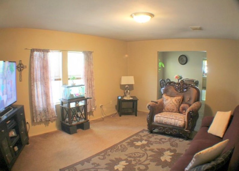 1503 Des Jardines St, Houston TX  77023-4603 exterior