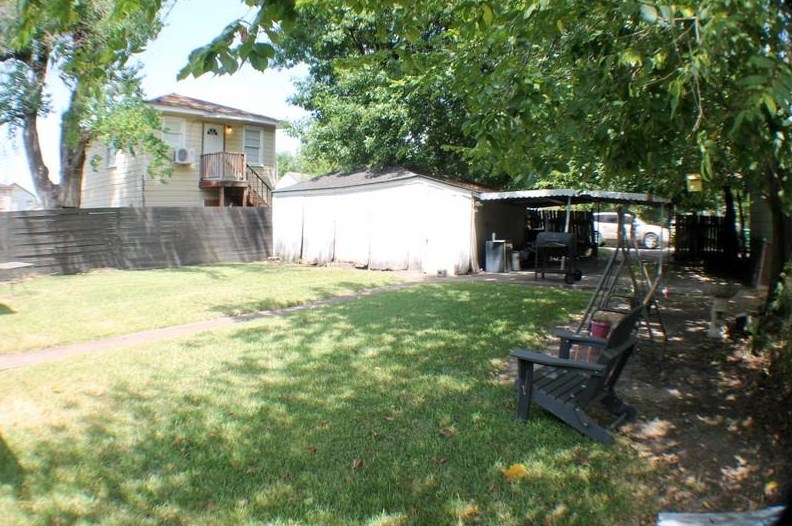 1503 Des Jardines St, Houston TX  77023-4603 exterior