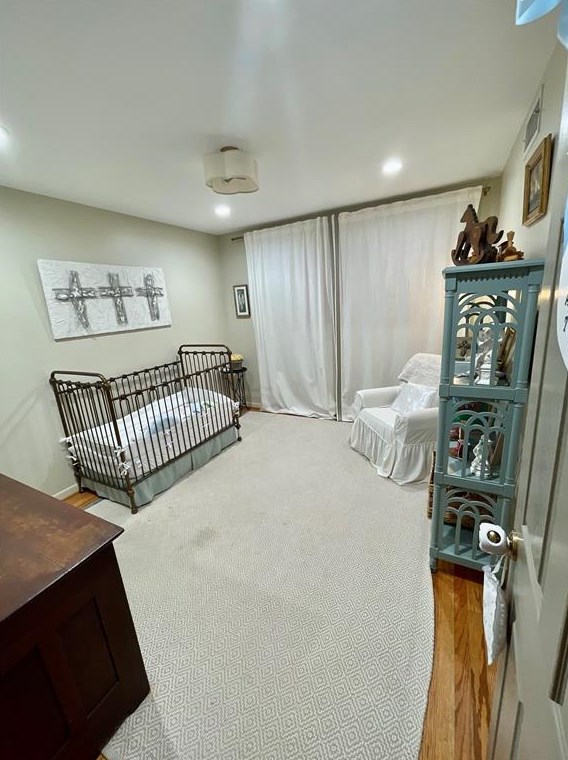 7918 Skyline Dr, Houston TX  77063-6124 exterior