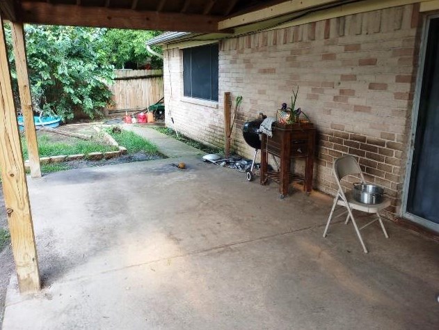 7230 Winding Trce Dr, Houston TX  77086-1854 exterior