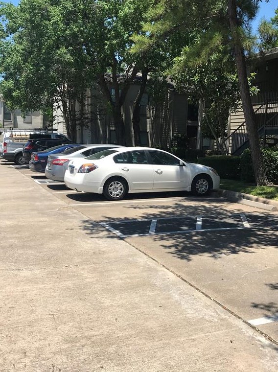 1100 Augusta Dr, Houston TX  77057-2210 exterior