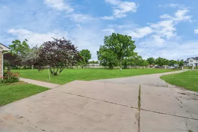 12746 Roy Road, Pearland, TX 77581 - Photo 15