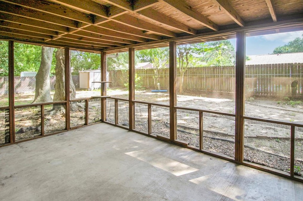 10862 Radford Ln, Houston TX  77099-4723 exterior