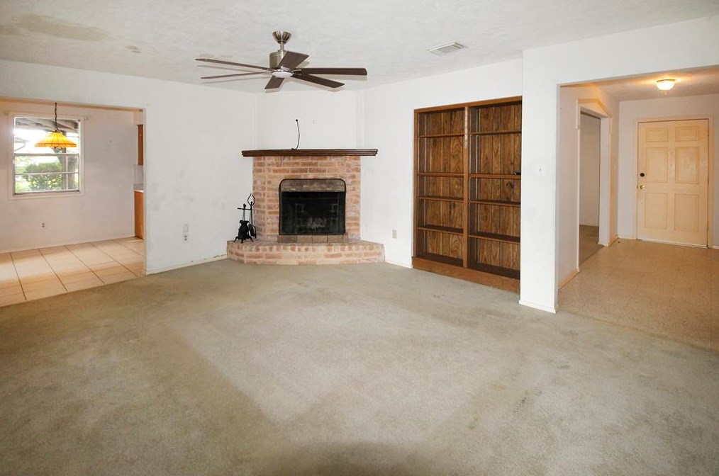 10862 Radford Ln, Houston TX  77099-4723 exterior