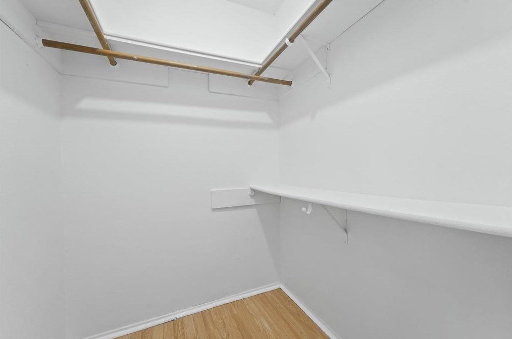 3615 Lancaster Walk Dr, Houston TX  77066-4104 exterior