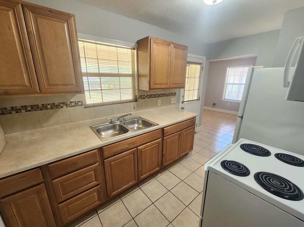 5138 Kelso St, Houston TX  77021-4418 exterior