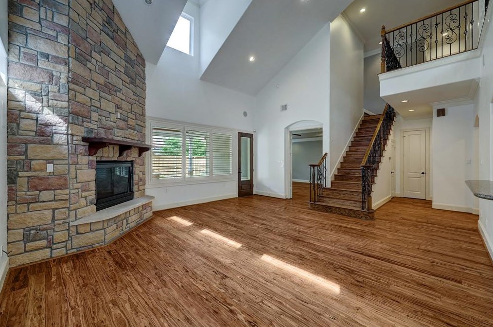 4106 Rice Blvd, Houston TX  77005-1756 exterior