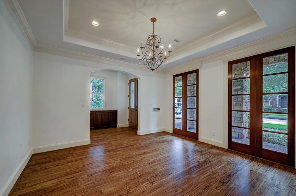 4106 Rice Blvd, Houston TX  77005-1756 exterior