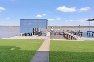 651 County Rd 230, Sargent, TX 77414 - Photo 5