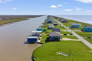 651 County Rd 230, Sargent, TX 77414 - Photo 9