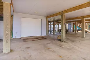 651 County Rd 230, Sargent, TX 77414 - Photo 11