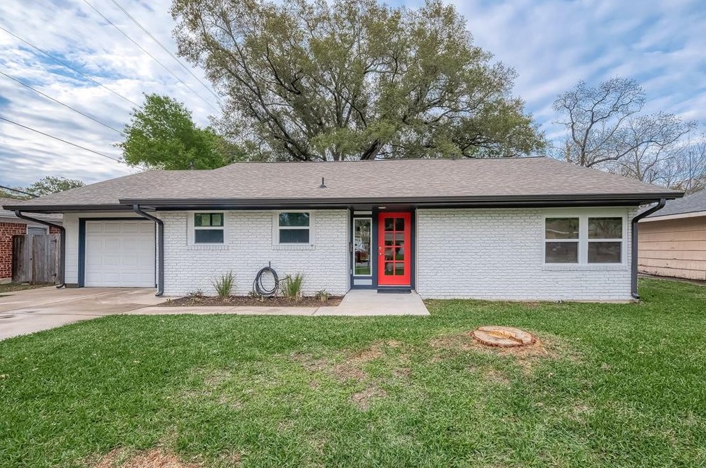 6148 Carew St, Houston TX  77074-7410 exterior