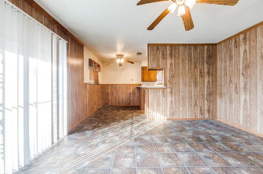 6502 Leedale, Houston TX  77016-2415 exterior