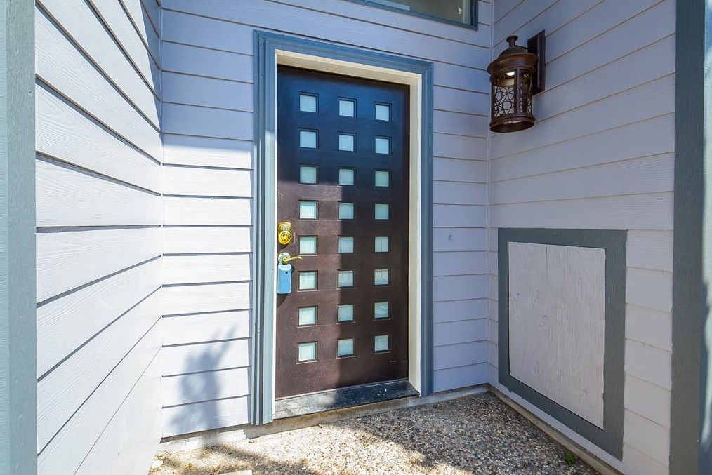 12410 Rocky Knoll Dr, Houston TX  77077-5834 exterior