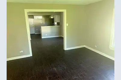 2113 3rd Avenue N, Texas City, TX 77590 - Photo 3