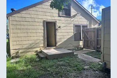 2113 3rd Avenue N, Texas City, TX 77590 - Photo 13