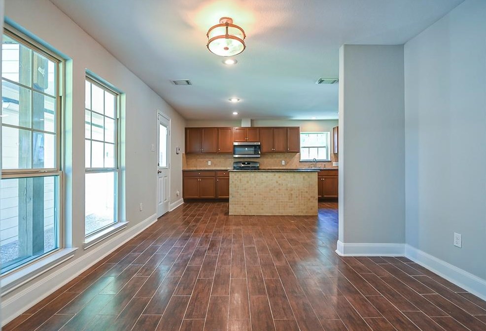 10602 Laneview Dr, Houston TX  77070-2938 exterior