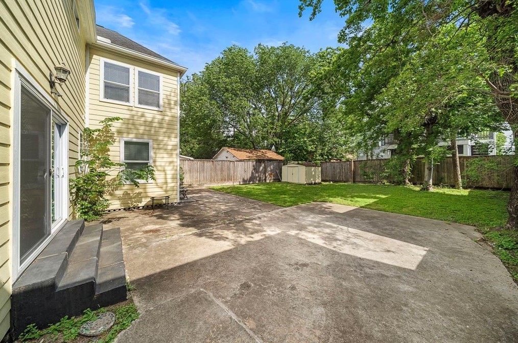 3109 Arbor St, Houston TX  77004-6183 exterior