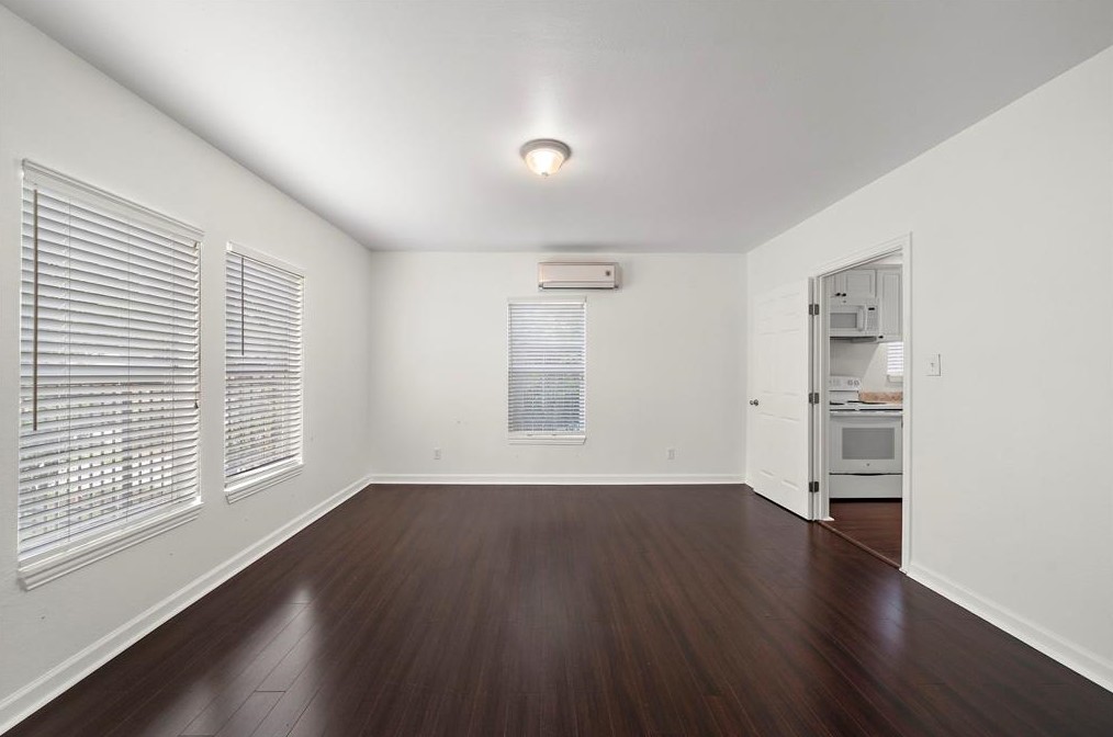 3109 Arbor St, Houston TX  77004-6183 exterior